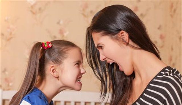 孩子叛逆期顶嘴该怎么办？跟他说3句话会赢得感激